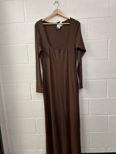 Load image into Gallery viewer, Skims Maxi Dress Size XXL
