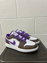 Load image into Gallery viewer, Nike Casual Shoes Womens 6.5
