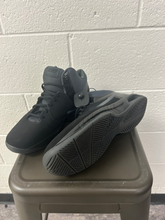 Load image into Gallery viewer, Nike Mens Athletic Shoes Mens 11
