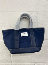 Load image into Gallery viewer, Stoney Clover Purse

