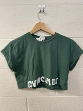 Load image into Gallery viewer, Gym Shark Athletic Top Size Small
