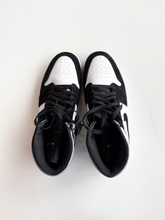 Load image into Gallery viewer, Jordan Mens Athletic Shoes Mens 14

