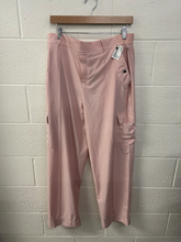 Load image into Gallery viewer, Athleta Athletic Pants Size Large
