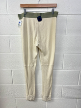 Load image into Gallery viewer, Essentials Pants Size Large
