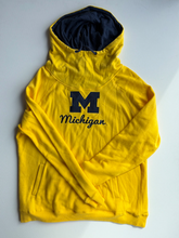 Load image into Gallery viewer, Colosseum Sweatshirt Size XXL
