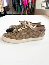 Load image into Gallery viewer, Coach Casual Shoes Womens 9
