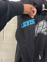 Load image into Gallery viewer, Sweatshirt Size Medium
