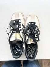 Load image into Gallery viewer, Adidas Mens Athletic Shoes Mens 10.5
