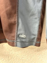 Load image into Gallery viewer, Alo Athletic Top Size XXL
