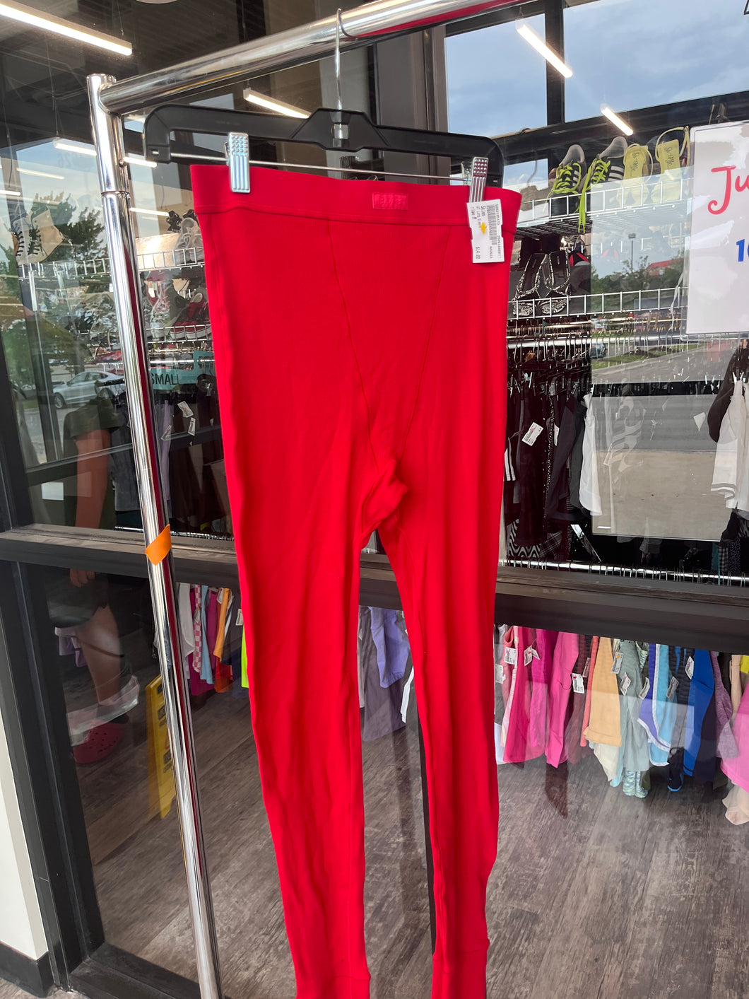 Skims Pants Size Medium