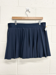 Aritzia Athletic Shorts Size Extra Large
