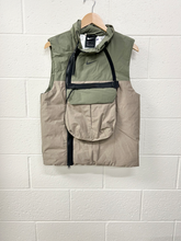 Load image into Gallery viewer, Nike Heavy Outerwear Size Extra Small
