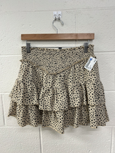Load image into Gallery viewer, Alya Short Skirt Size Medium

