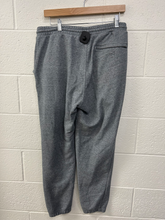 Load image into Gallery viewer, Vuori Athletic Pants Size Small
