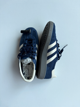 Load image into Gallery viewer, Adidas Casual Shoes Womens 7.5
