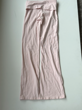 Load image into Gallery viewer, John Galt Pants Size Small

