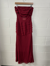 Load image into Gallery viewer, Pepper Mayo Maxi Dress Size Medium
