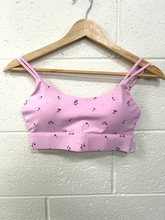 Load image into Gallery viewer, Sports Bra Size Small

