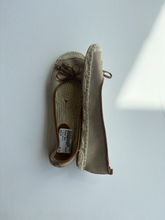 Load image into Gallery viewer, Michael Kors Casual Shoes Womens 10
