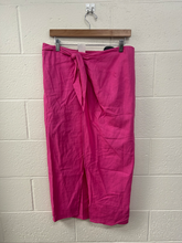 Load image into Gallery viewer, Bershka Long Skirt Size Large
