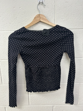 Load image into Gallery viewer, Kimchi And Blue Long Sleeve Top Size Extra Small

