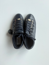 Load image into Gallery viewer, Casual Shoes Womens 9.5 Balenciaga
