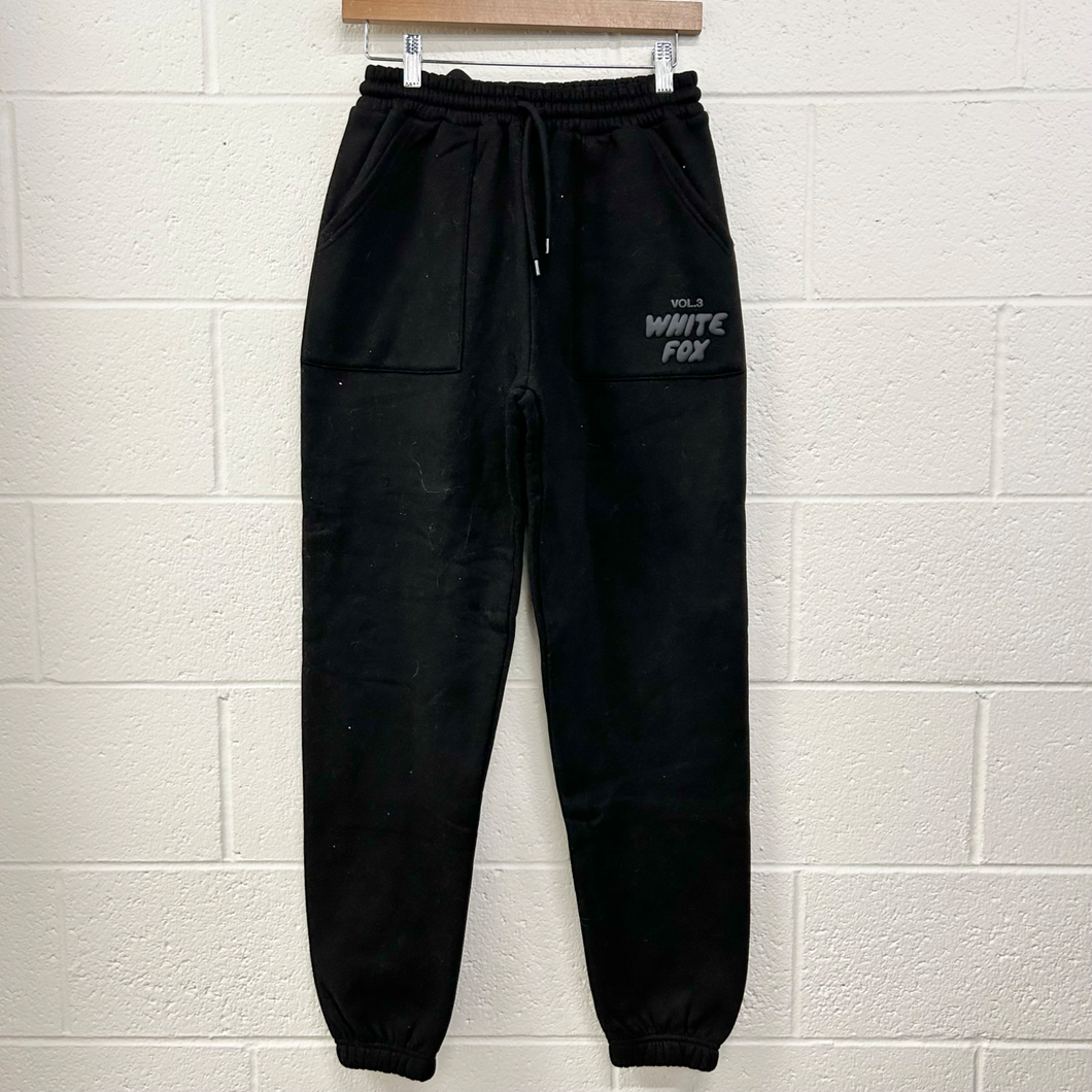 White Fox Pants Size Extra Small