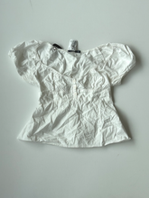 Load image into Gallery viewer, Brandy Melville T-Shirt Size Small
