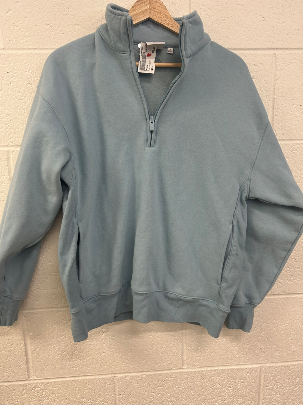 Aritzia Sweatshirt Size Small