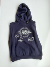 Load image into Gallery viewer, Sweatshirt Size Medium
