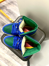 Load image into Gallery viewer, Air Jordan Mens Athletic Shoes Mens 8.5
