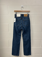 Load image into Gallery viewer, Bdg Denim Size 1 (25)
