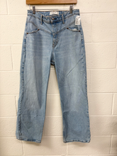 Load image into Gallery viewer, Abercrombie &amp; Fitch Denim Size 7/8 (29)
