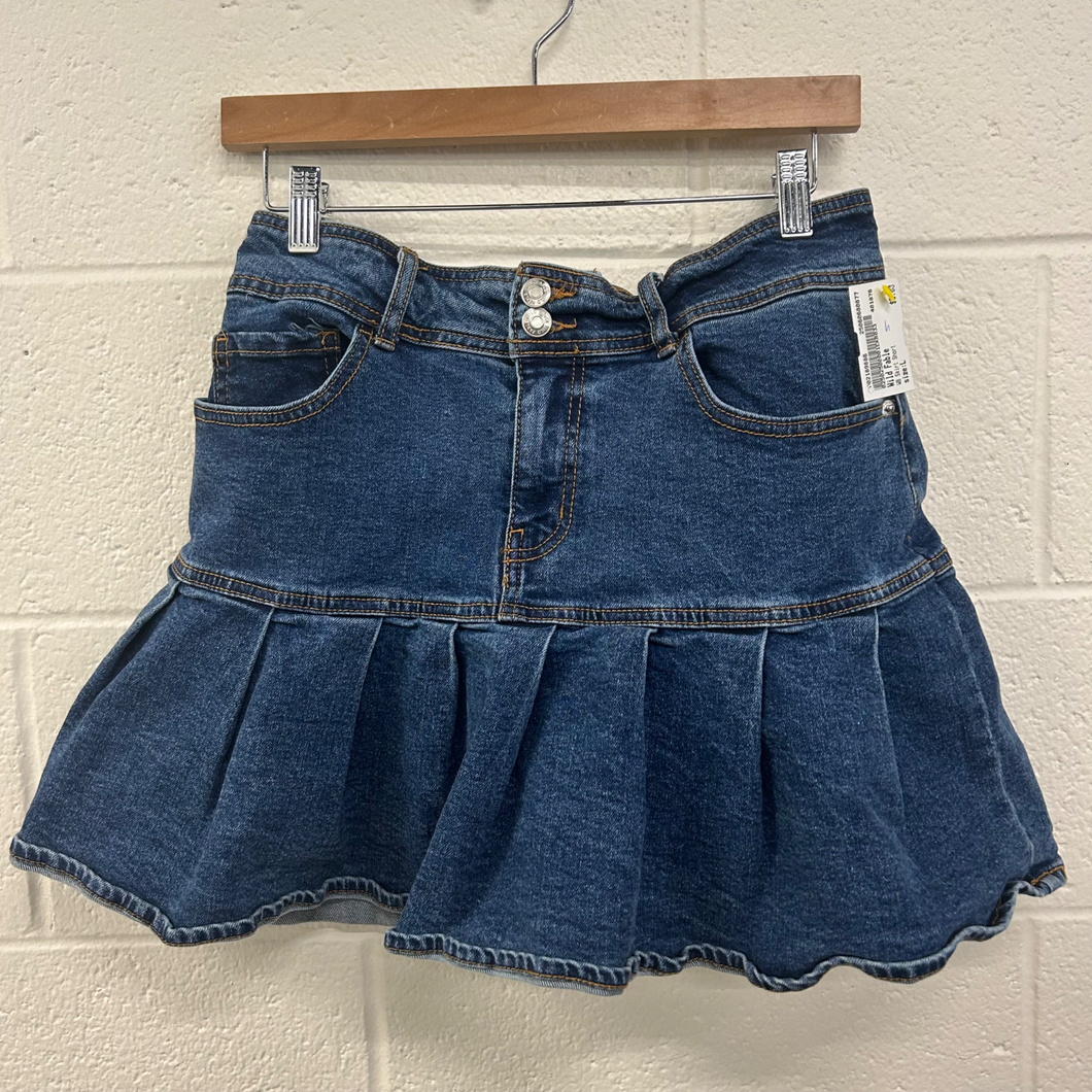 Wild Fable Short Skirt Size Large