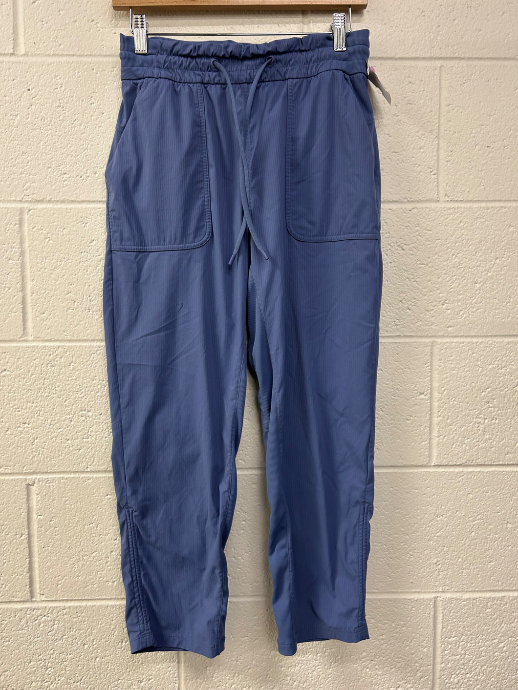 Lulu Lemon Athletic Pants Size Medium