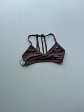 Load image into Gallery viewer, Gym Shark Sports Bra Size Medium
