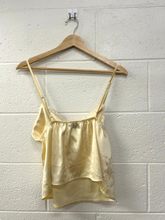 Load image into Gallery viewer, Edikted Tank Top Size Large
