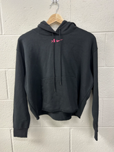 Load image into Gallery viewer, Nike Sweatshirt Size Extra Small
