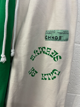 Load image into Gallery viewer, Chnge Pants Size Medium
