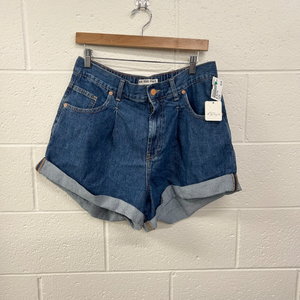 We The Free Shorts Size Medium