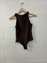 Load image into Gallery viewer, Skims Tank Top Size Medium
