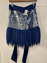 Load image into Gallery viewer, Anthropologie Short Skirt Size Small
