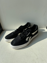 Load image into Gallery viewer, Reebok Mens Athletic Shoes Mens 10

