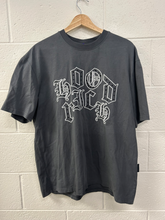 Load image into Gallery viewer, T-shirt Size Medium
