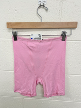 Load image into Gallery viewer, Skims Shorts Size Small
