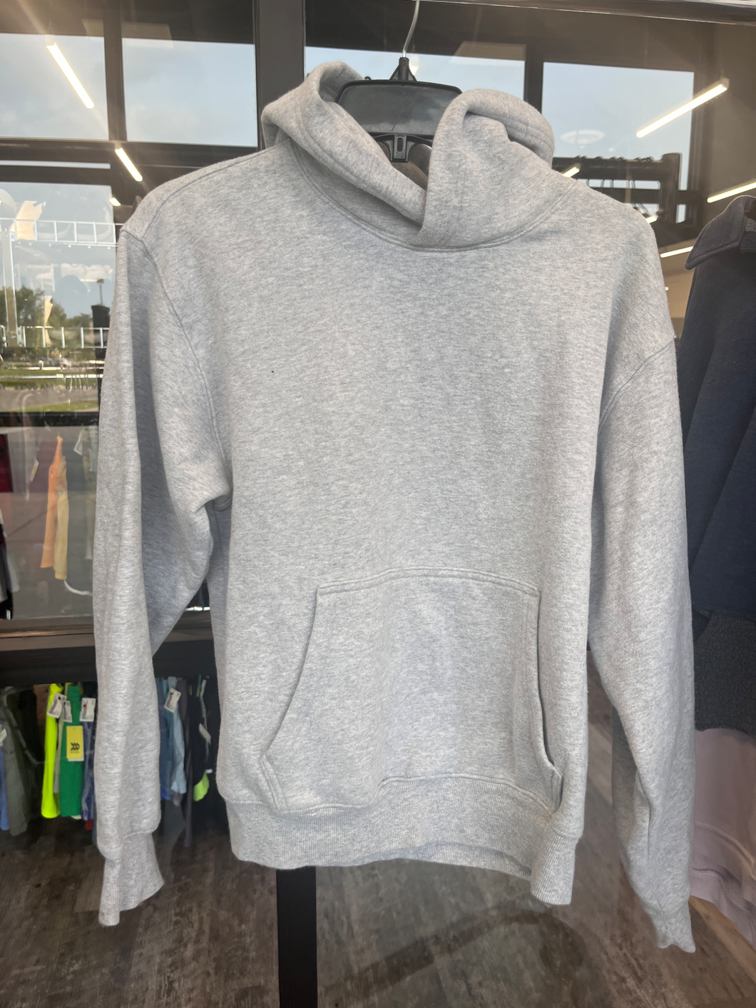 Aritzia Sweatshirt Size Medium