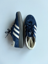 Load image into Gallery viewer, Adidas Casual Shoes Womens 7.5
