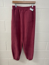 Load image into Gallery viewer, Comfrt Pants Size Medium

