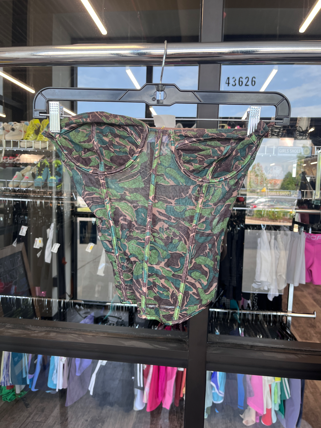 Tiger Mist Tank Top Size Medium