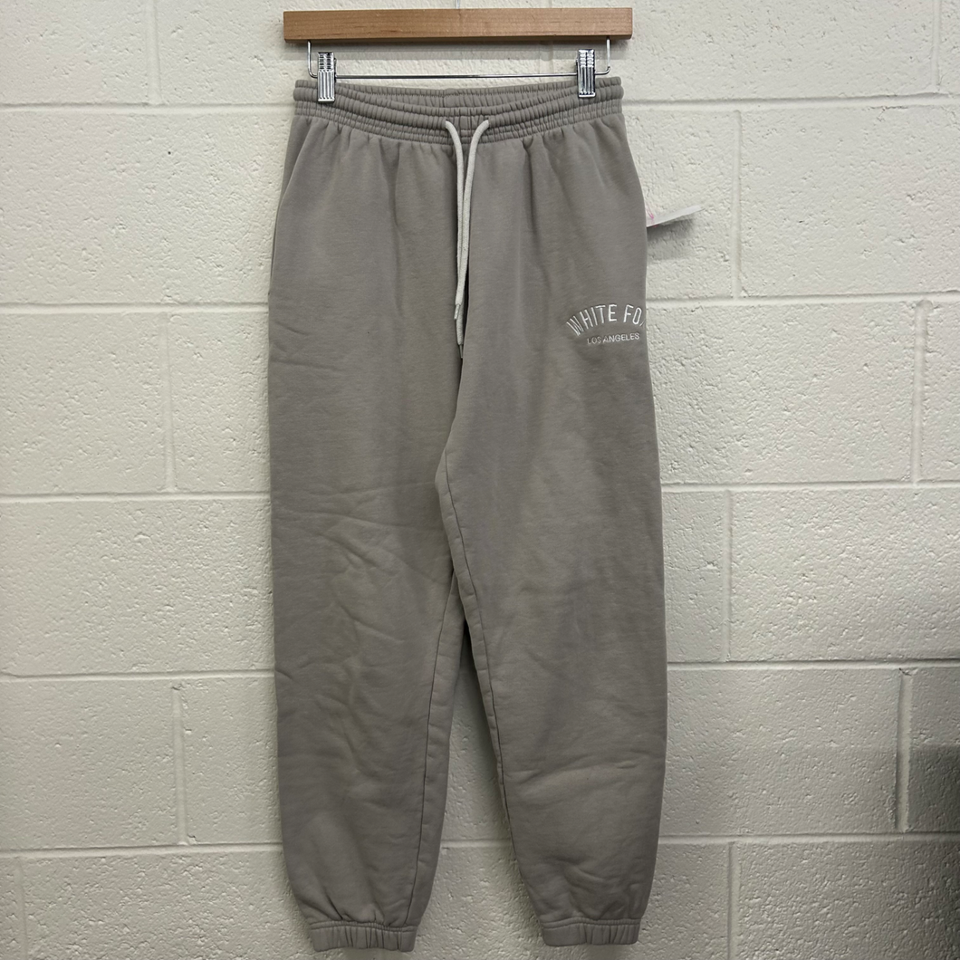 White Fox Pants Size Extra Small